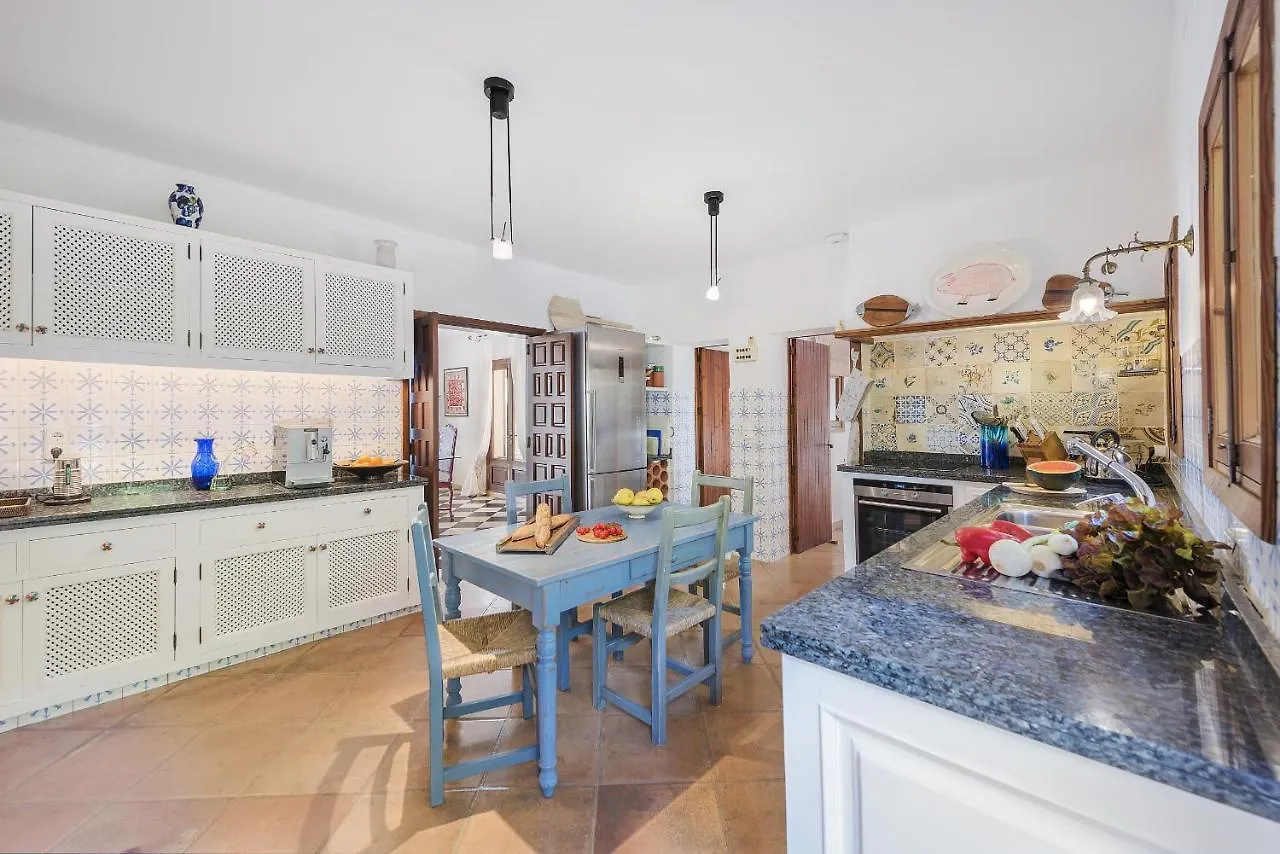 Can Punxa Dalt - Traditional Villa With Heatable Pool Pollensa